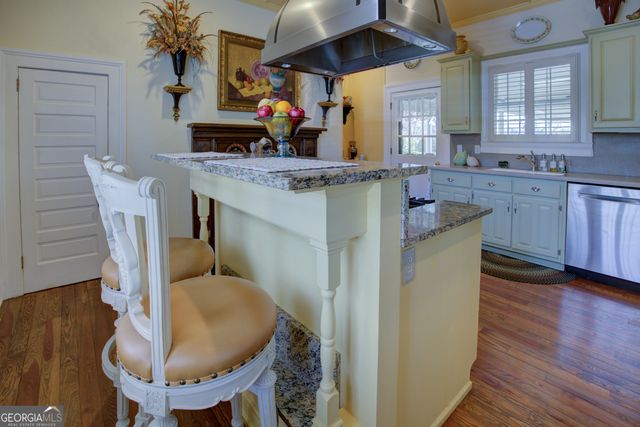 5160 Echols St NW, Covington, GA 30014