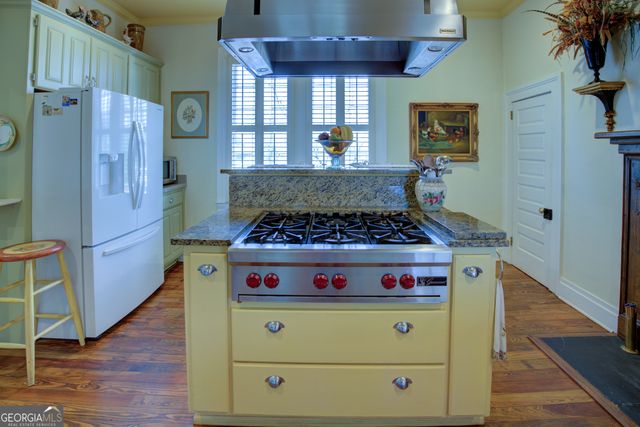 5160 Echols St NW, Covington, GA 30014