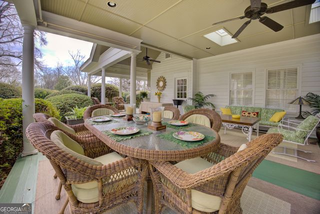 5160 Echols St NW, Covington, GA 30014