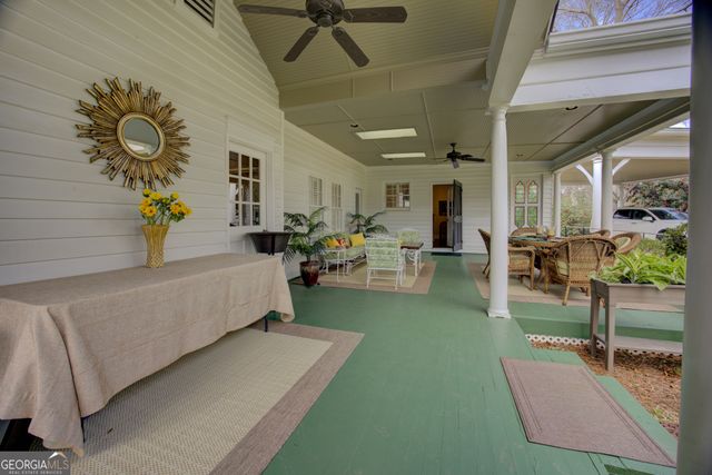 5160 Echols St NW, Covington, GA 30014