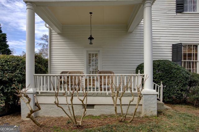 5160 Echols St NW, Covington, GA 30014