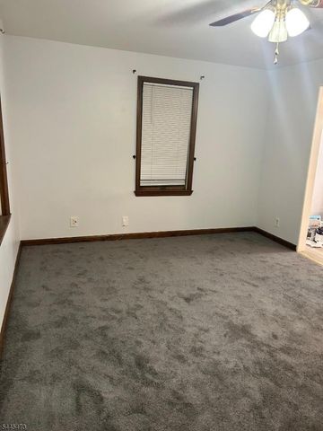 241 N 3Rd Ave, Manville Boro, NJ 08835