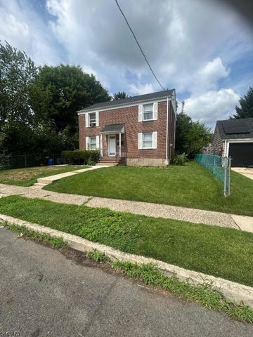 241 N 3Rd Ave, Manville Boro, NJ 08835