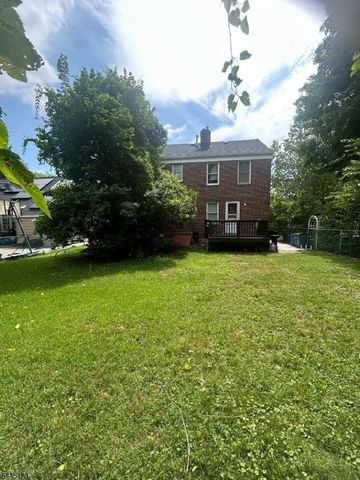 241 N 3Rd Ave, Manville Boro, NJ 08835
