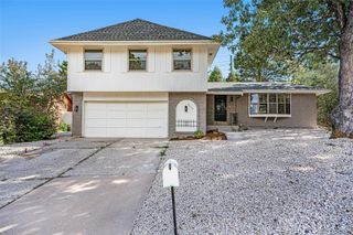 6075 Castlewood Lane, Colorado Springs, CO 80918