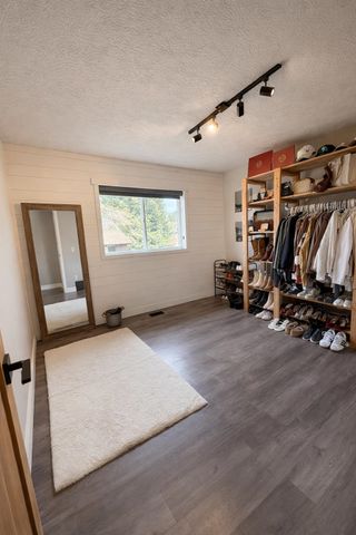 517 E Westcrest Ave, Colbert, WA 99005