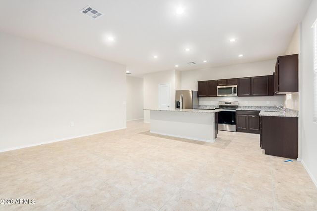 1810 W Pinkley Avenue, Coolidge, AZ 85128