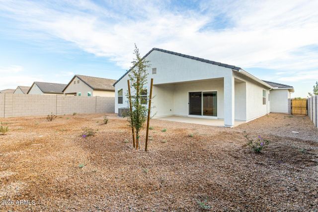 1810 W Pinkley Avenue, Coolidge, AZ 85128