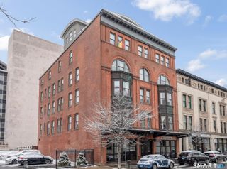 116 Crown Street APT 2A, New Haven, CT 06510