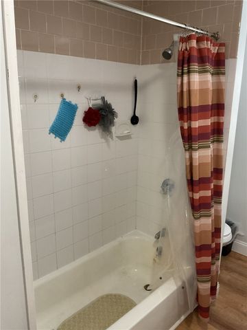 16 Arrow Avenue, Warwick, RI 02886