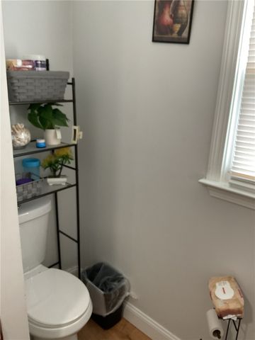 16 Arrow Avenue, Warwick, RI 02886