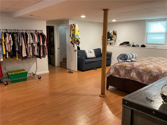 16 Arrow Avenue, Warwick, RI 02886