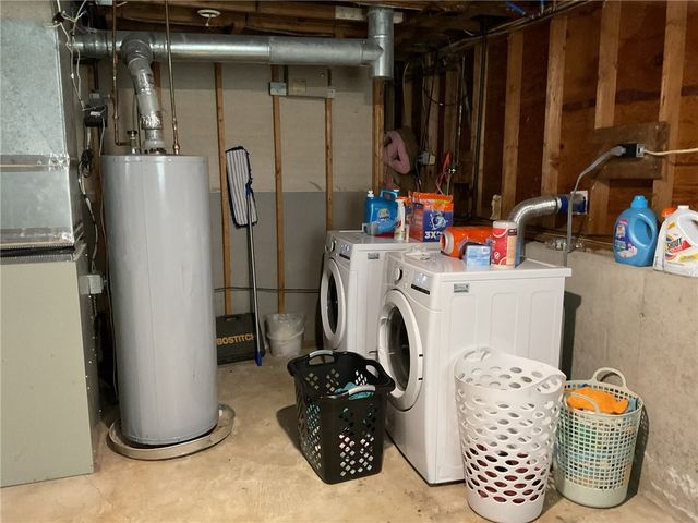 16 Arrow Avenue, Warwick, RI 02886