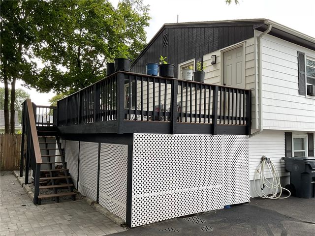 16 Arrow Avenue, Warwick, RI 02886