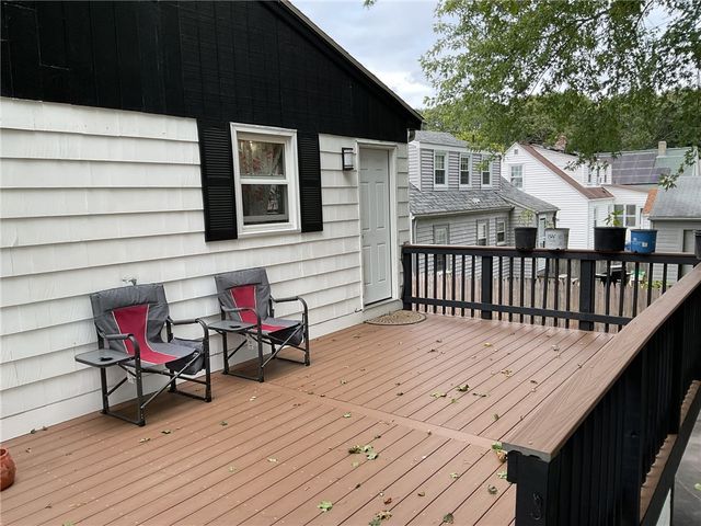 16 Arrow Avenue, Warwick, RI 02886