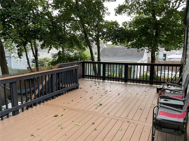 16 Arrow Avenue, Warwick, RI 02886