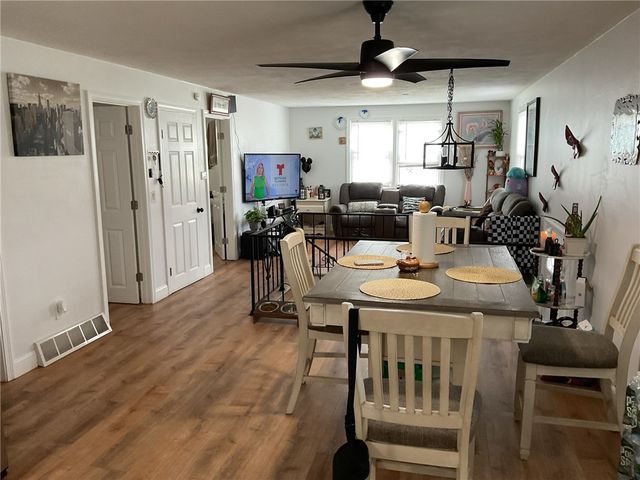 16 Arrow Avenue, Warwick, RI 02886