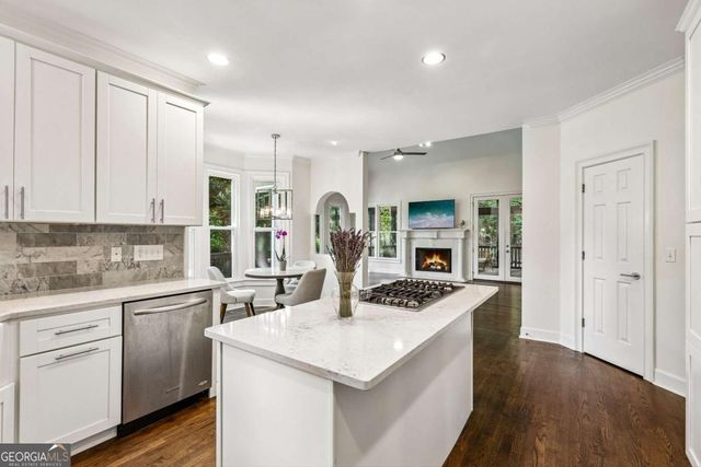 796 Asheview Court, Marietta, GA 30068