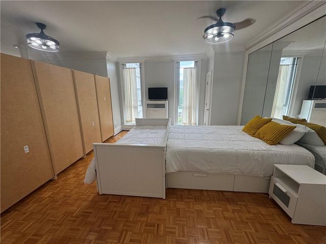 3060 Pharr Court North NW 613, Atlanta, GA 30305