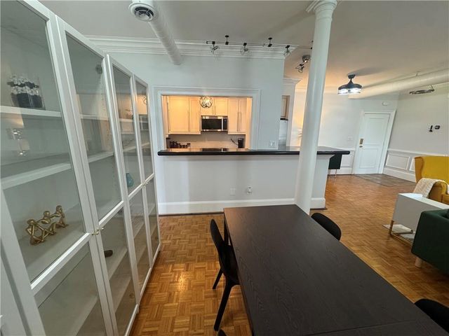 3060 Pharr Court North NW 613, Atlanta, GA 30305