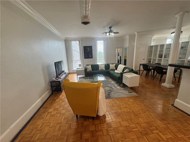 3060 Pharr Court North NW 613, Atlanta, GA 30305