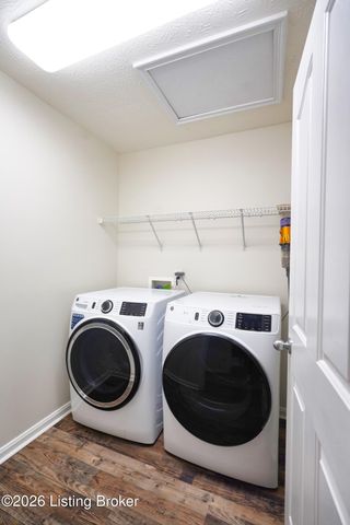 8110 Kellerman Rd, Louisville, KY 40219