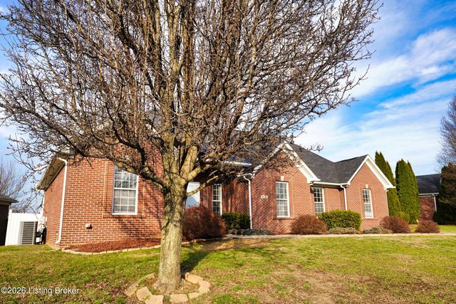 8110 Kellerman Rd, Louisville, KY 40219