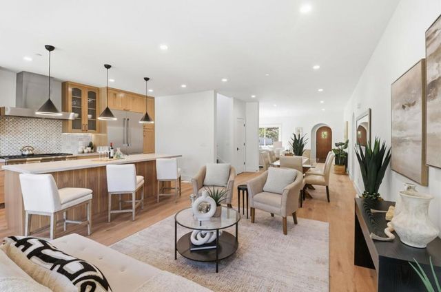 445 Iris Street, Redwood City, CA 94062