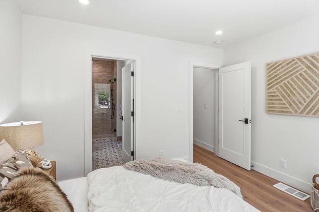 445 Iris Street, Redwood City, CA 94062