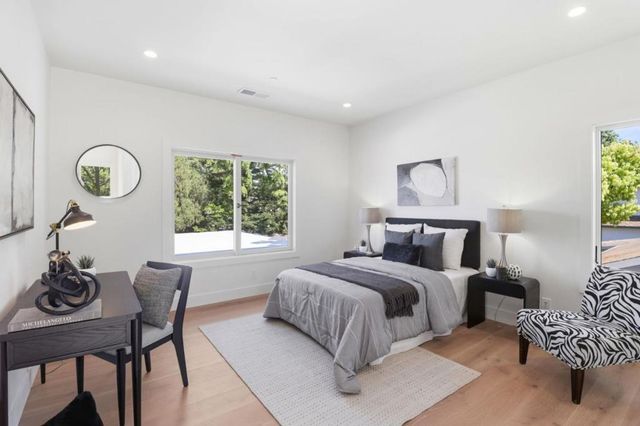 445 Iris Street, Redwood City, CA 94062