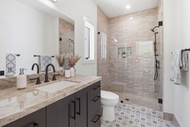 445 Iris Street, Redwood City, CA 94062