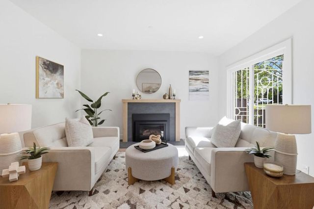 445 Iris Street, Redwood City, CA 94062