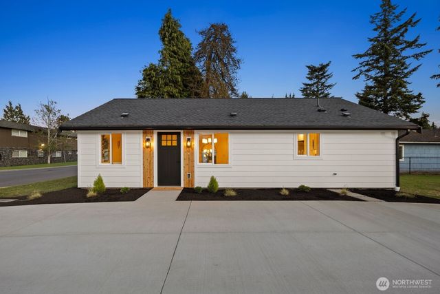 2105 D Street SE, Auburn, WA 98002
