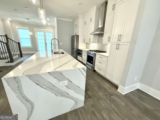 1031 Robert Smalls Way, Atlanta, GA 30318