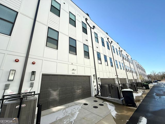 1031 Robert Smalls Way, Atlanta, GA 30318