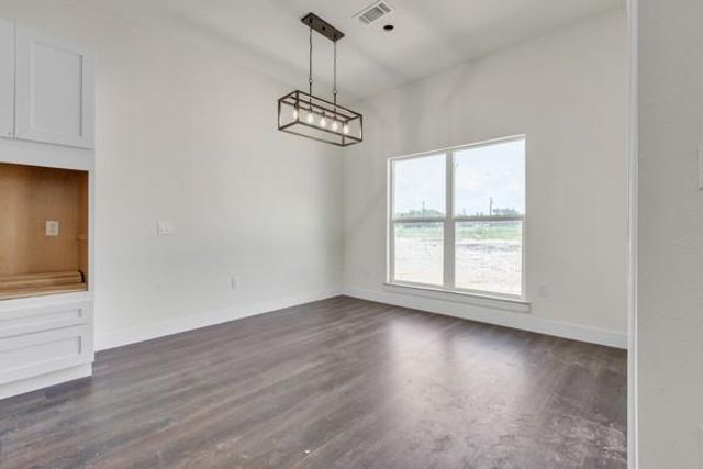 158 Lavanda LN, Dale, TX 78616