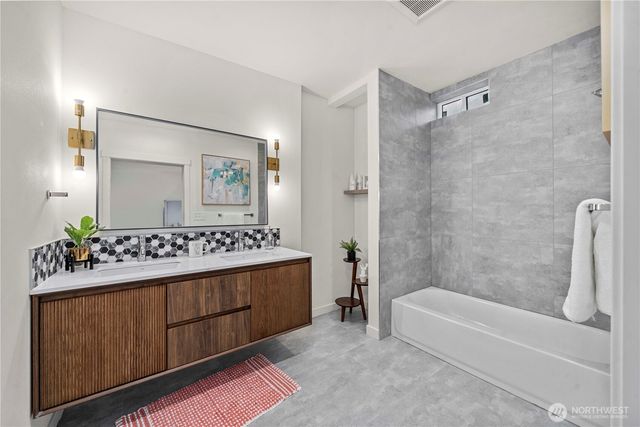 11535 17th Place SW, Burien, WA 98146