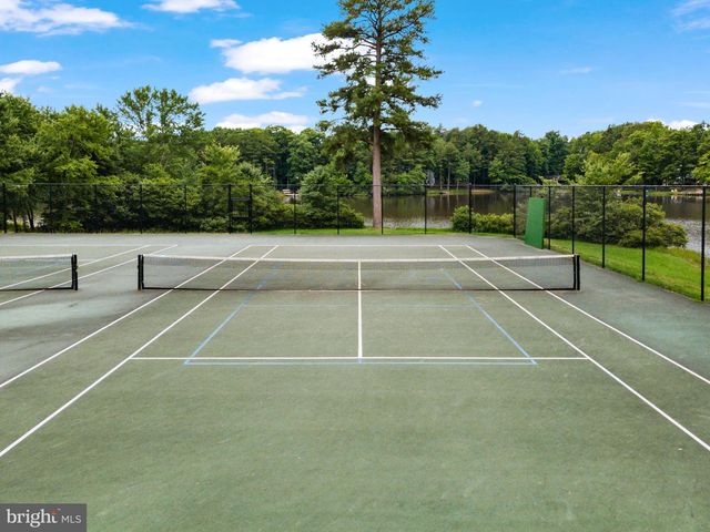 737 GLEN COVE DR, Ruther Glen, VA 22546