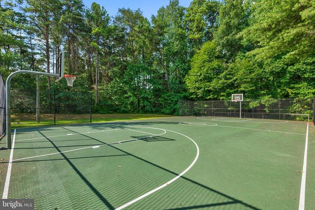 737 GLEN COVE DR, Ruther Glen, VA 22546