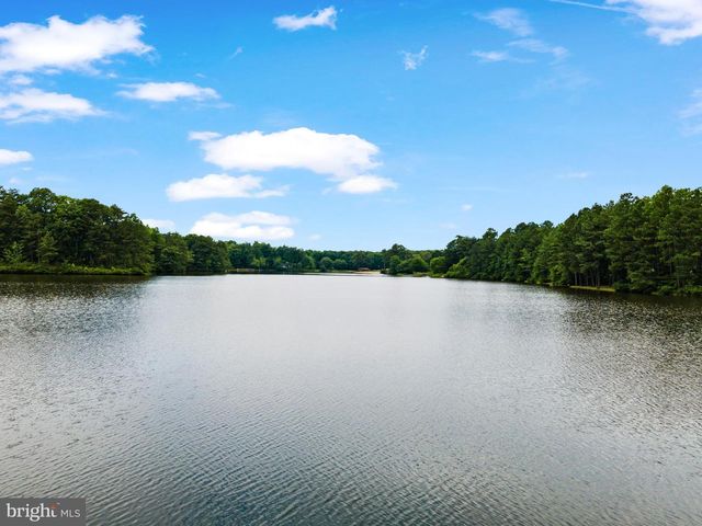 737 GLEN COVE DR, Ruther Glen, VA 22546