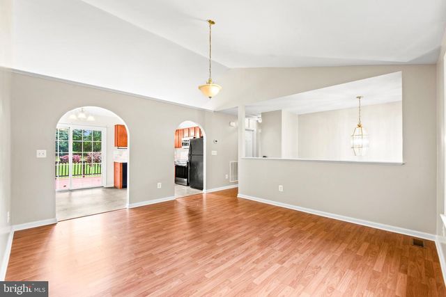 737 GLEN COVE DR, Ruther Glen, VA 22546