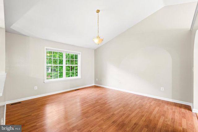 737 GLEN COVE DR, Ruther Glen, VA 22546