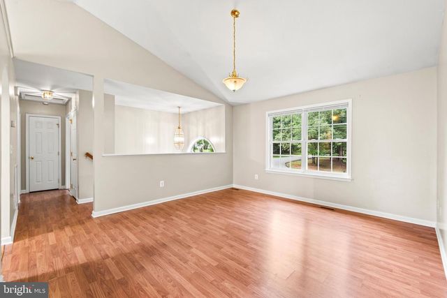 737 GLEN COVE DR, Ruther Glen, VA 22546