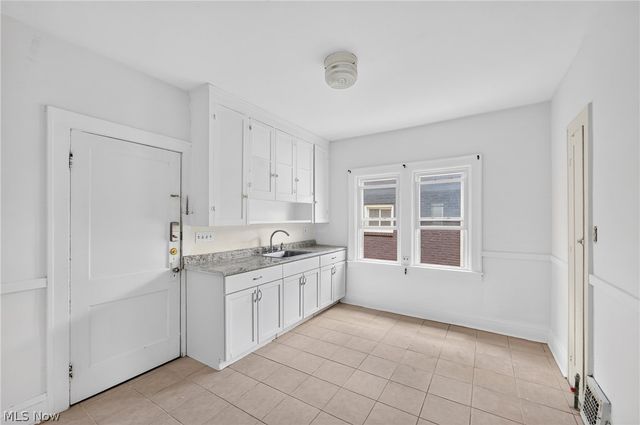 4720 E 85th Street, Garfield Heights, OH 44125