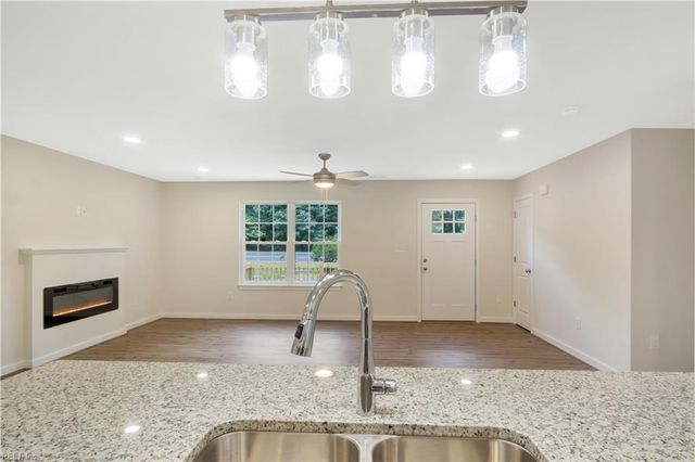 5738 Hickory Fork RD, Gloucester, VA 23061