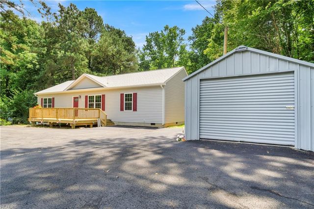 5738 Hickory Fork RD, Gloucester, VA 23061