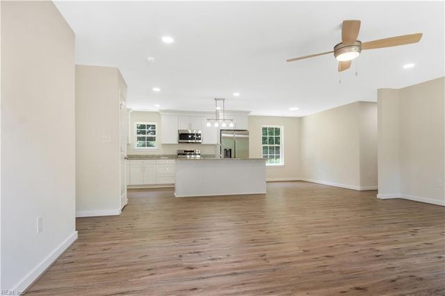 5738 Hickory Fork RD, Gloucester, VA 23061