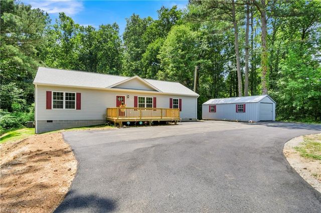 5738 Hickory Fork RD, Gloucester, VA 23061