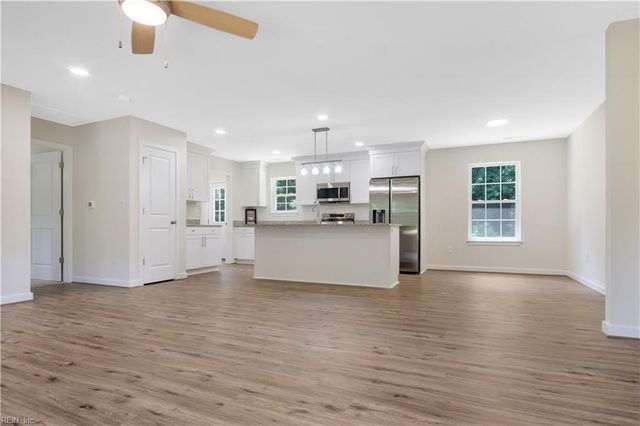 5738 Hickory Fork RD, Gloucester, VA 23061