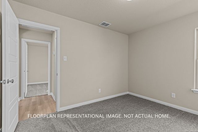6807 Calle Henar, San Antonio, TX 78253